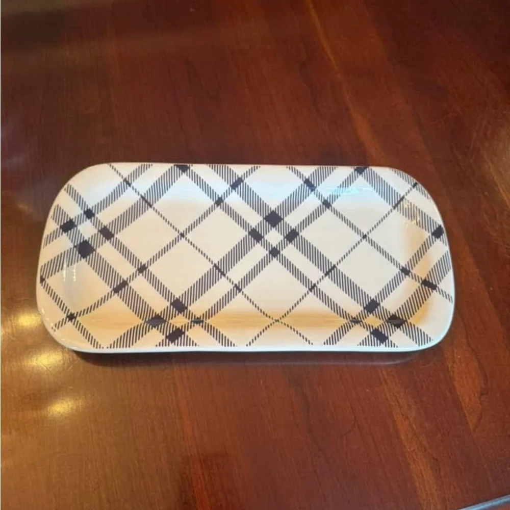Plaid Ceramic Tray - White and Black